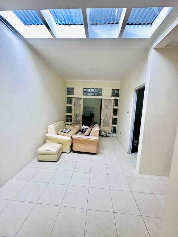 dijual rumah cibubur country