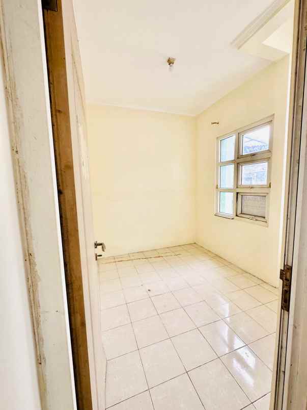 dijual rumah cibubur country