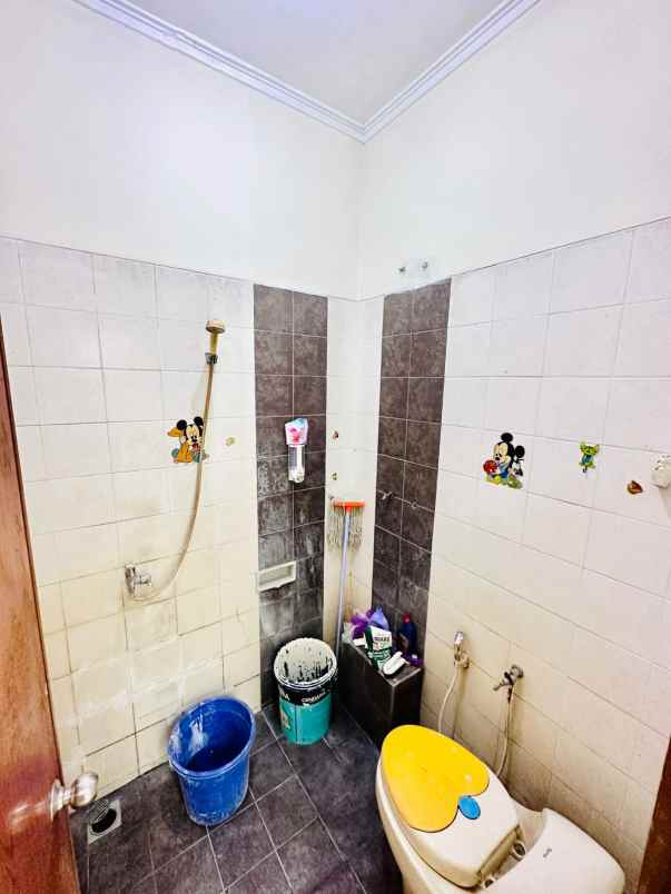 dijual rumah cibubur country