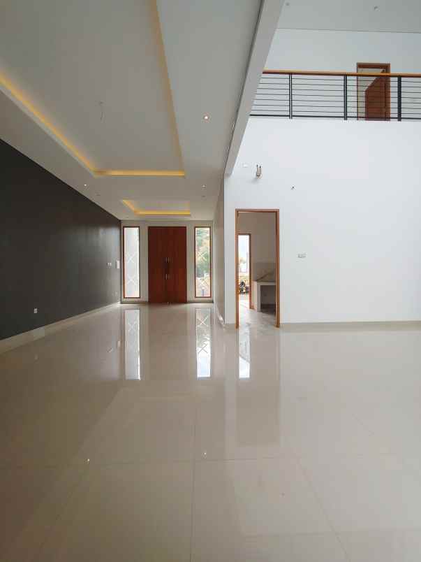 dijual rumah cibubur depok
