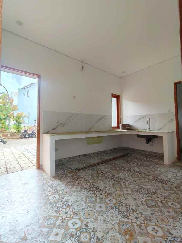 dijual rumah cibubur depok