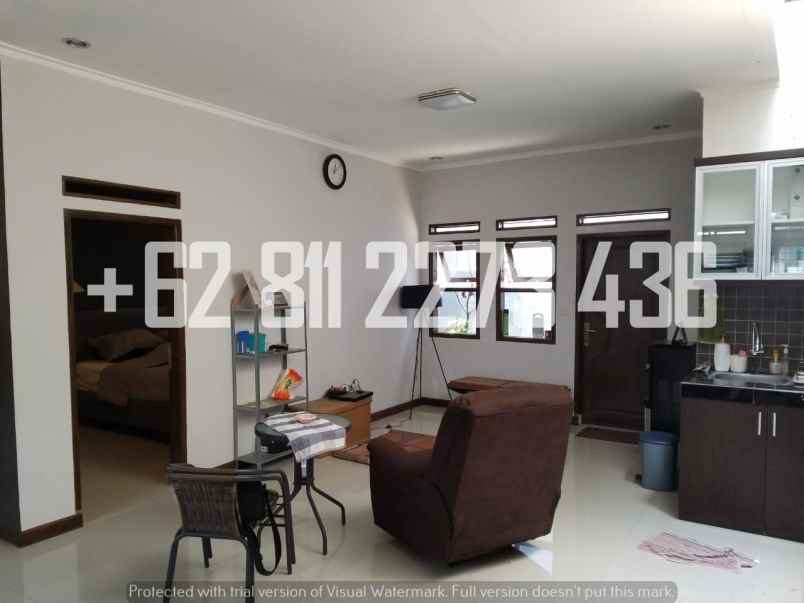 dijual rumah cihanjuang