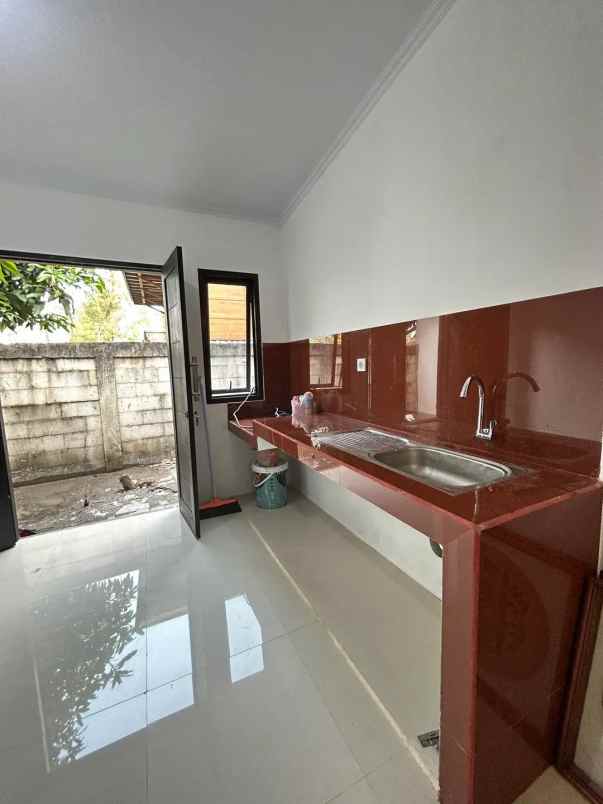 dijual rumah cinangka depok