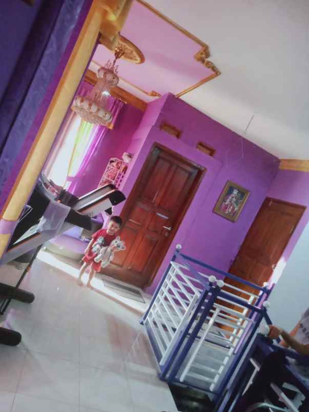 dijual rumah cipageran