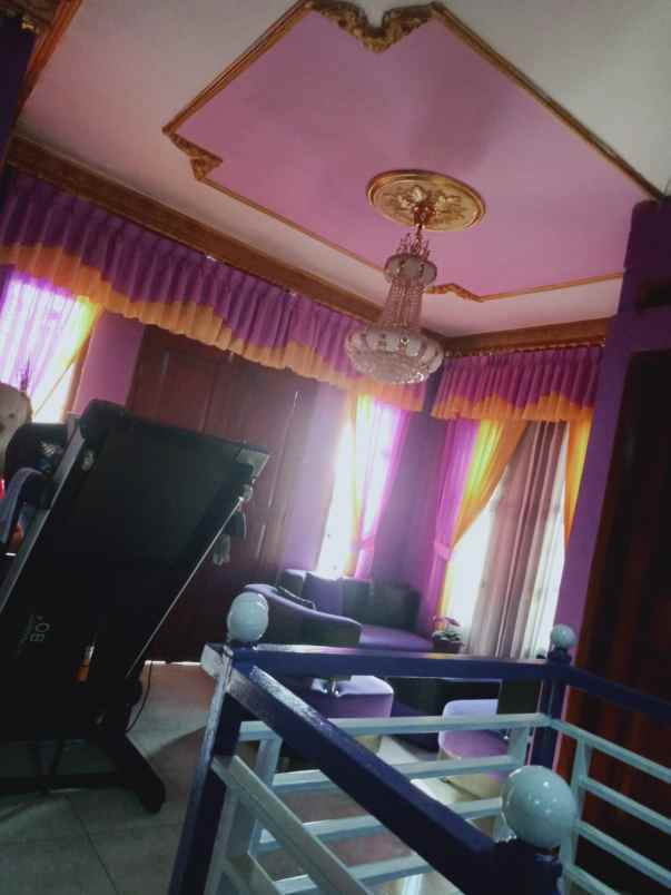 dijual rumah cipageran