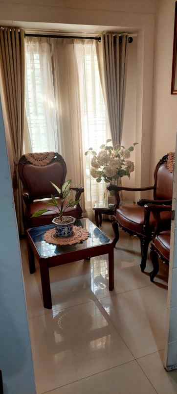 dijual rumah cisaranten kulon arcamanik