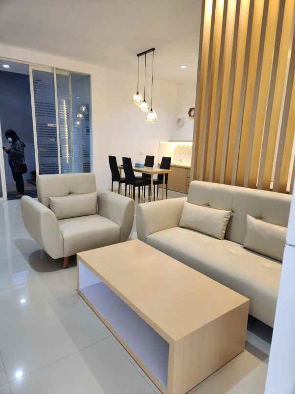 dijual rumah citraland taman puspa raya