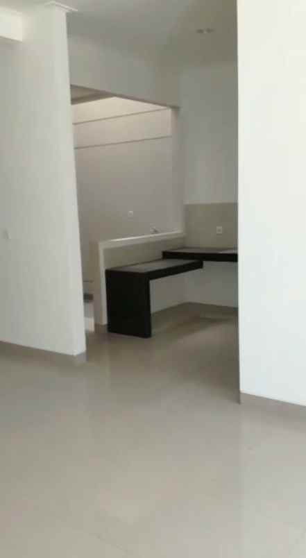 dijual rumah cluster arcadia pik2