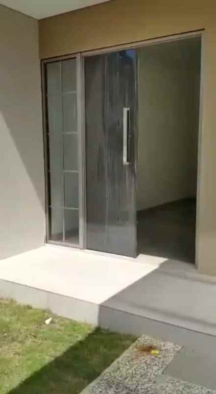 dijual rumah cluster arcadia pik2
