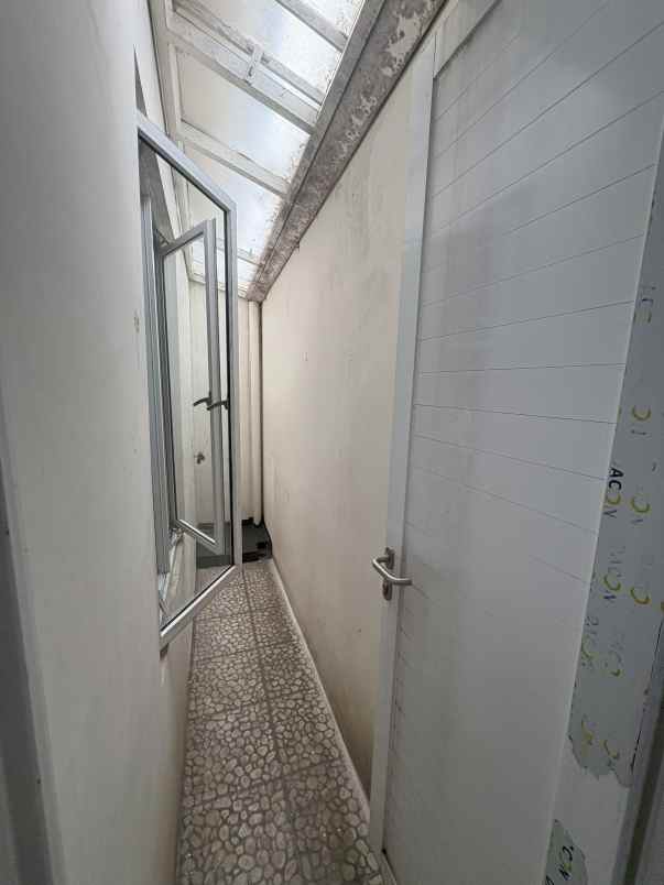 dijual rumah cluster assana vanya park