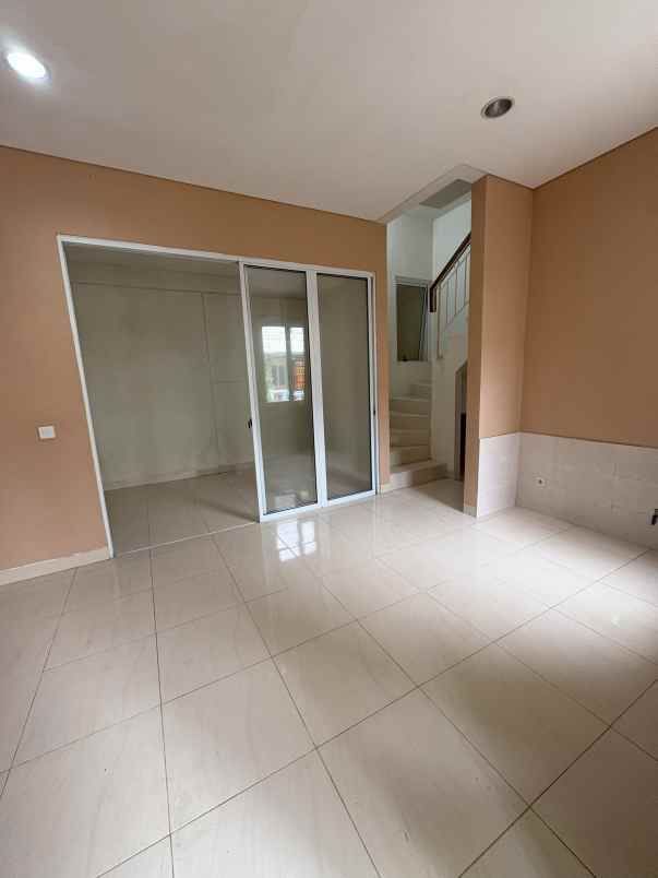 dijual rumah cluster assana vanya park