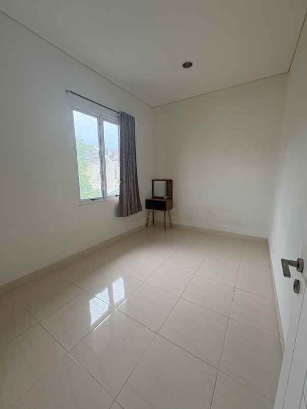 dijual rumah cluster assana vanya park