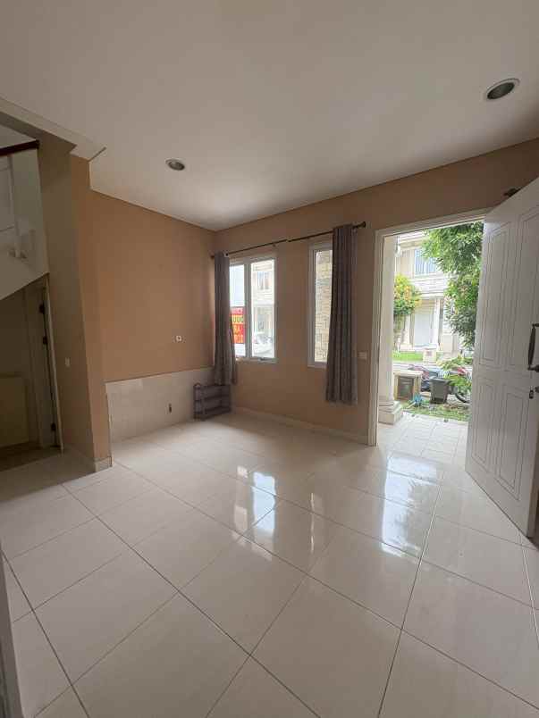 dijual rumah cluster assana vanya park