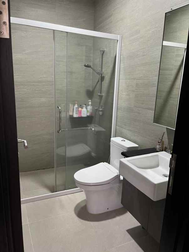 dijual rumah cluster atlanta pik2