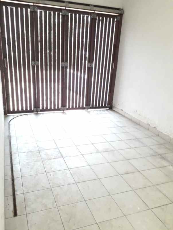 dijual rumah cluster cassia jgc