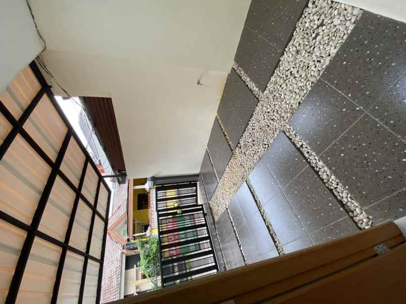 dijual rumah cluster catalina gading