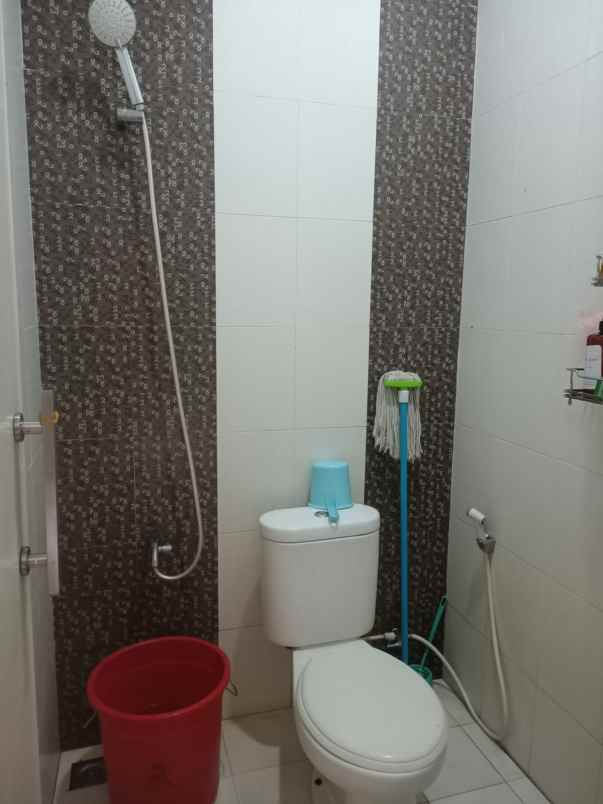 dijual rumah cluster d bougenville