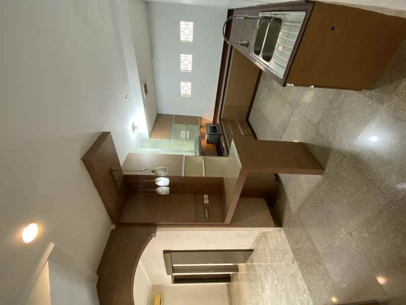 dijual rumah cluster frangipani de park