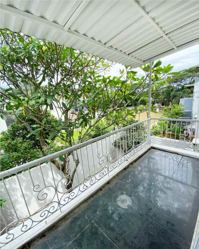 dijual rumah cluster frangipani de park