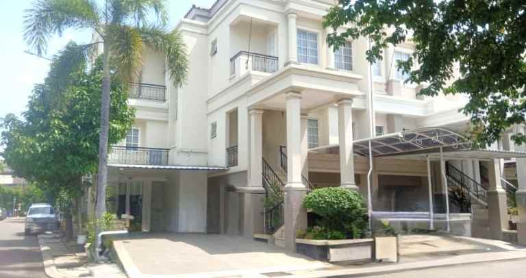 dijual rumah cluster gading grande