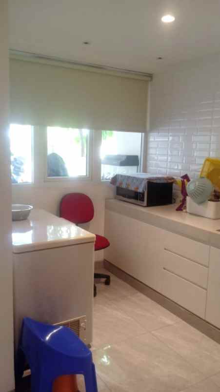 dijual rumah cluster gading grande