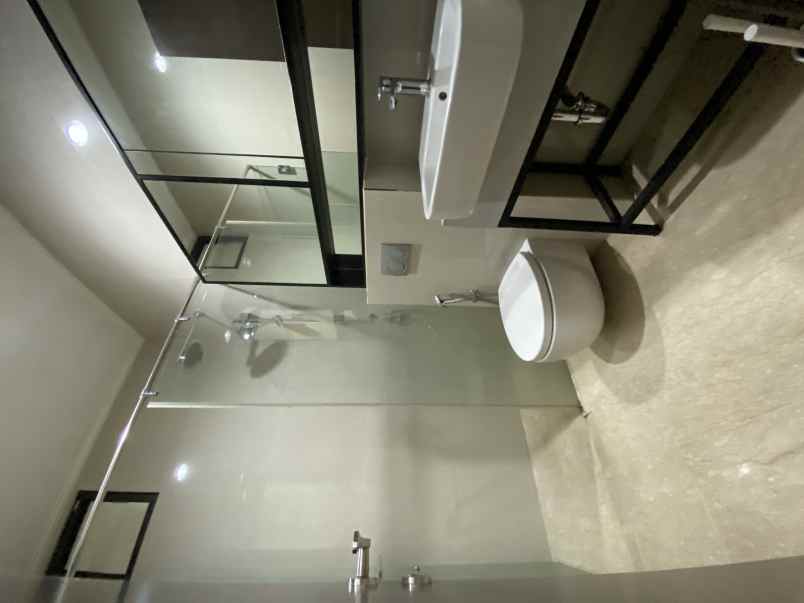 dijual rumah cluster jadeite jl bumi