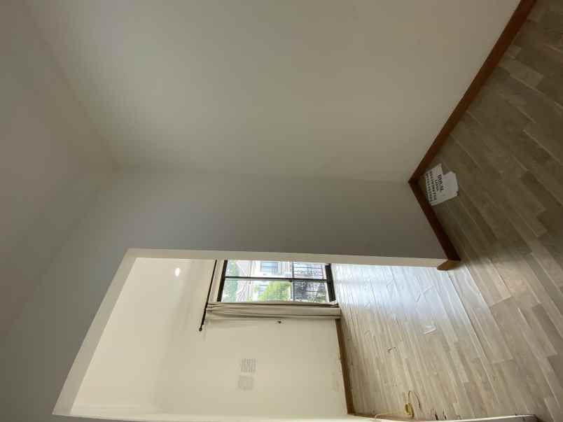 dijual rumah cluster jadeite jl bumi