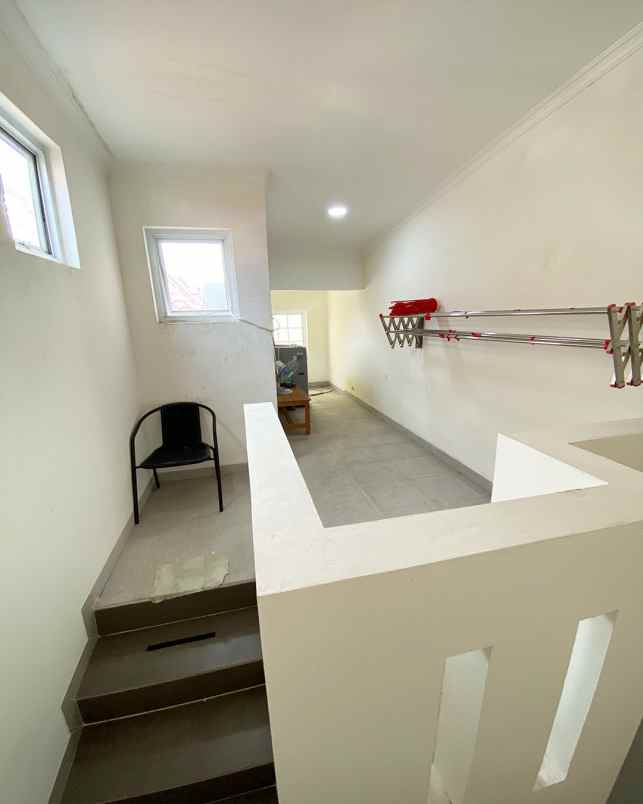 dijual rumah cluster latigo village by