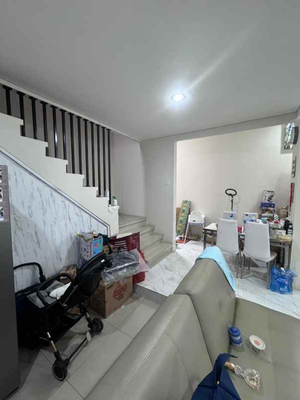 dijual rumah cluster lavesh harapan