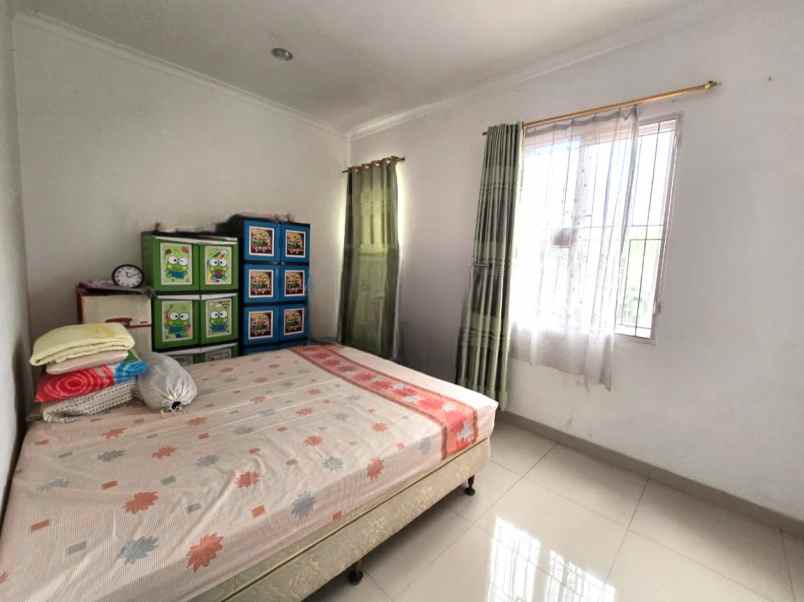 dijual rumah cluster thames jgc jakarta