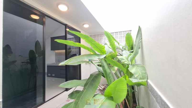 dijual rumah condong catur