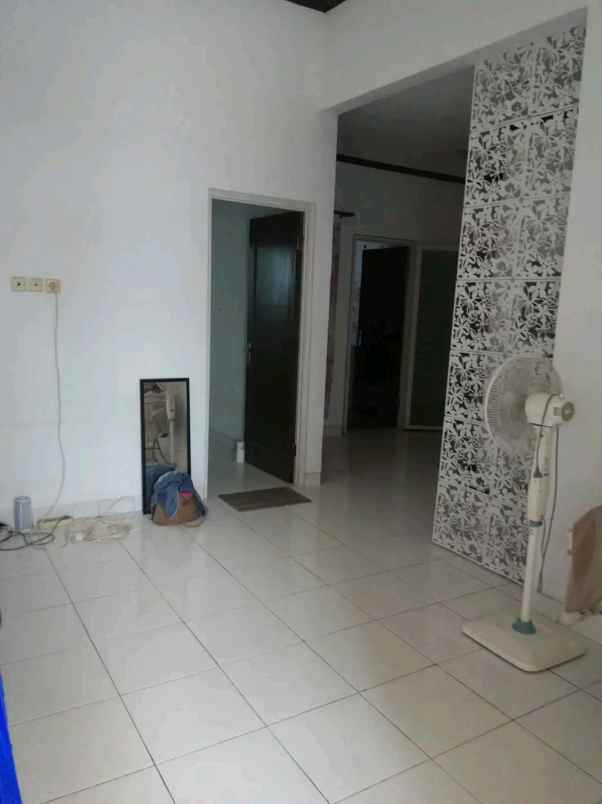 dijual rumah daerah cikampek karawang