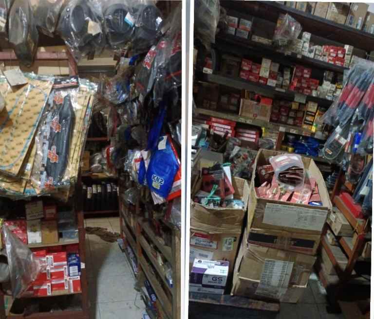 dijual rumah dan toko beserta semua isinya