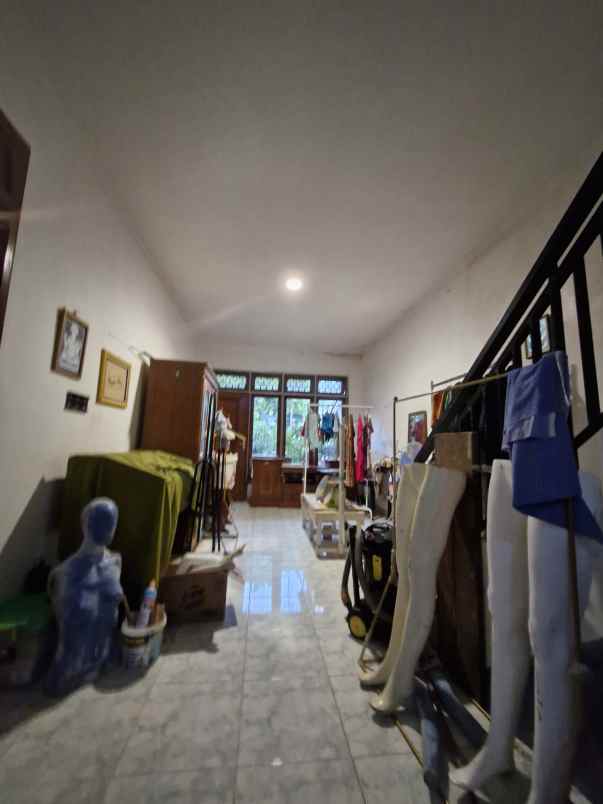 dijual rumah danau indah