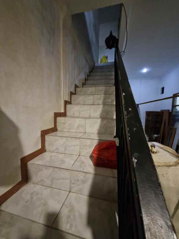 dijual rumah danau indah