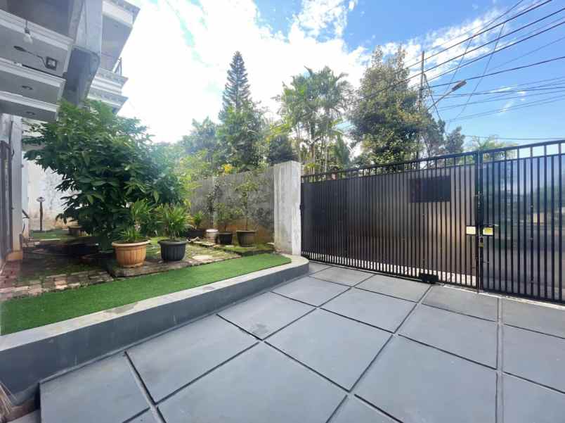 dijual rumah depsos veteran