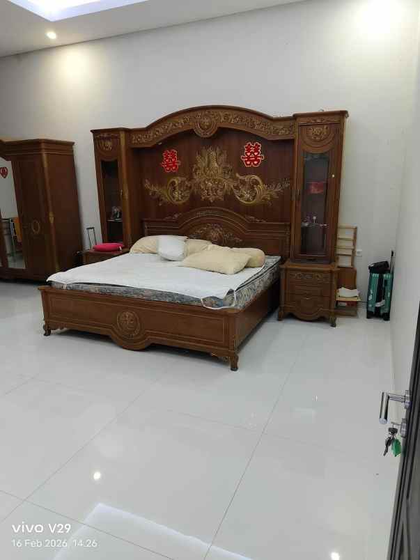 dijual rumah dharmahusada