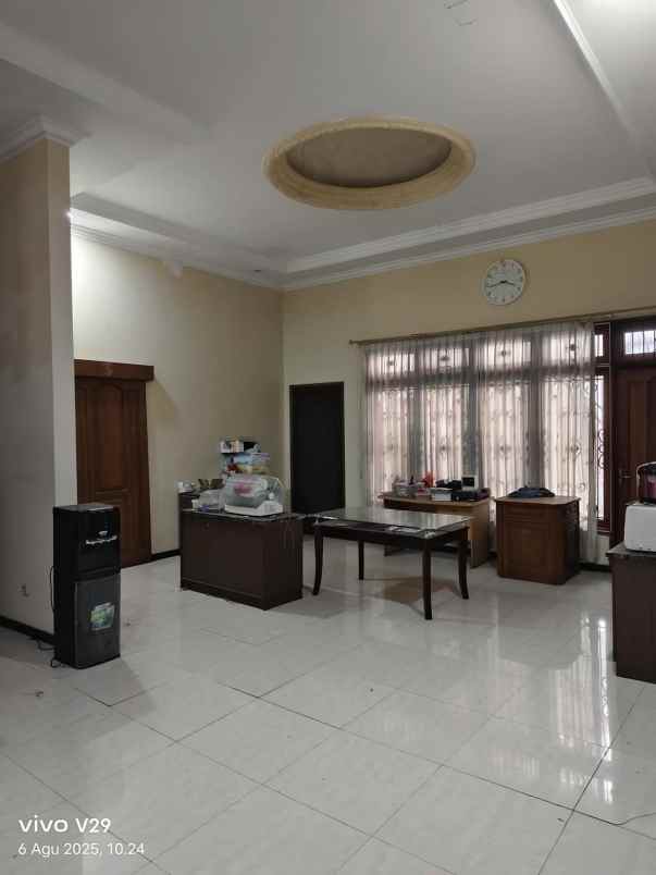 dijual rumah dharmahusada