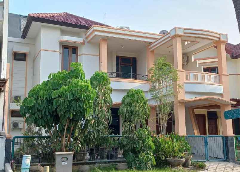 dijual rumah dharmahusada regency