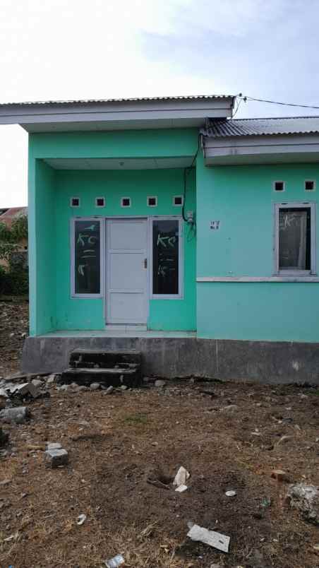 dijual rumah di btn korpri blok c2 no 08 t36