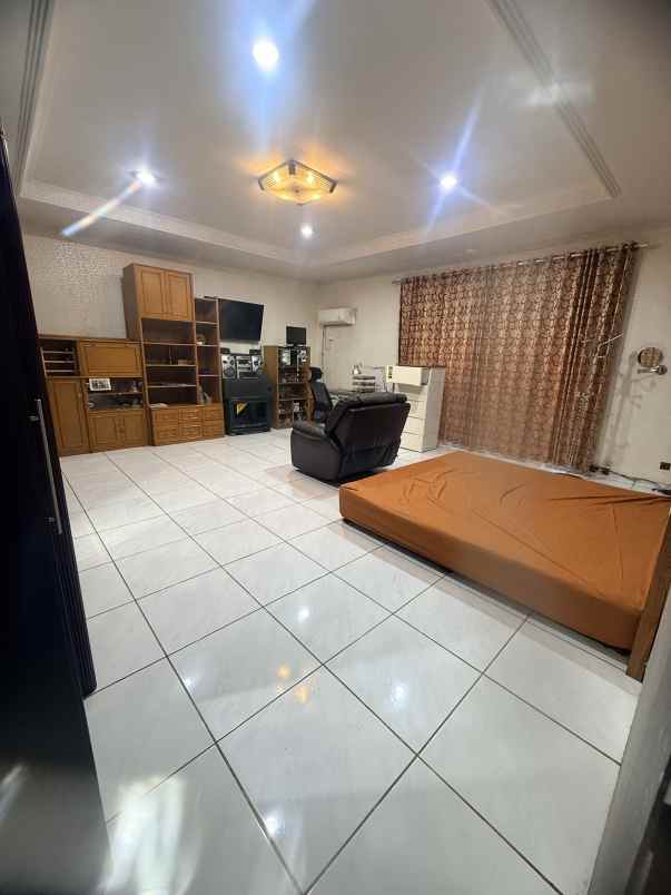 dijual rumah di citra 3