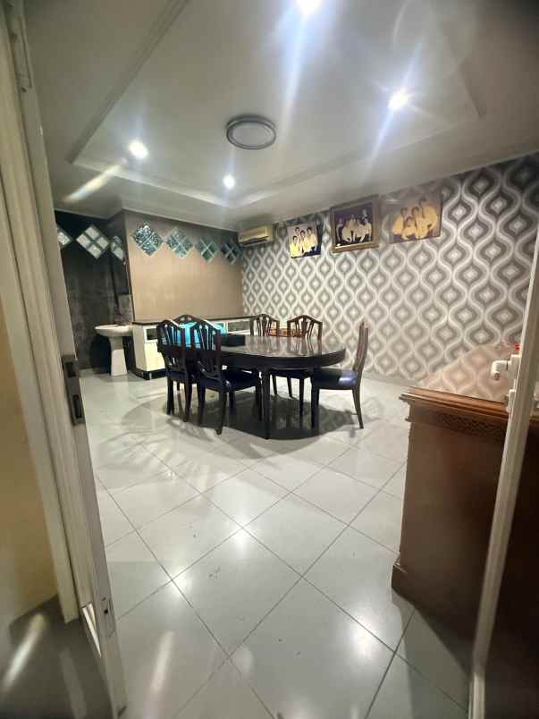 dijual rumah di citra 3