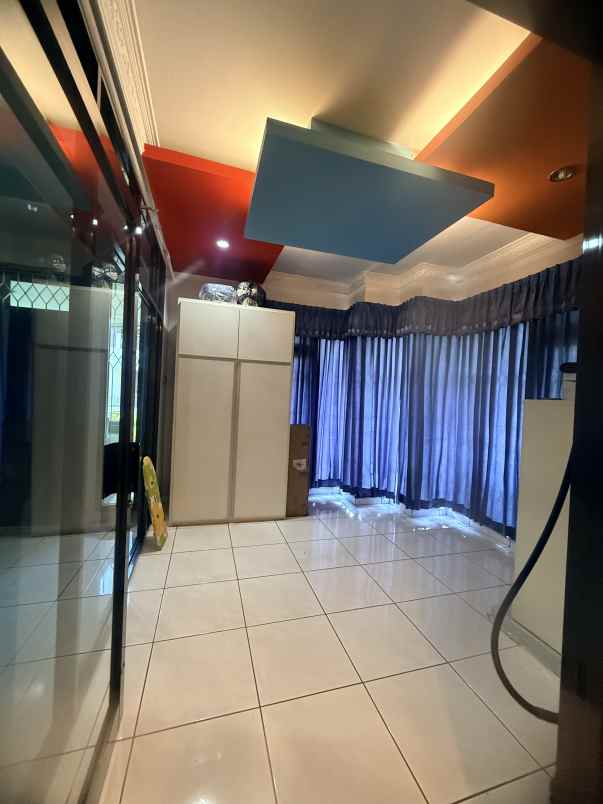 dijual rumah di citra 3