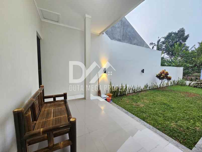 dijual rumah di graha raya bintaro