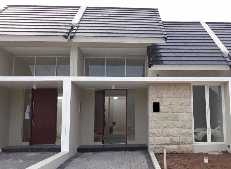 dijual rumah di northwest park citraland murahh