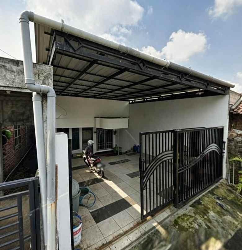 dijual rumah di pandean lamper gayamsari semarang