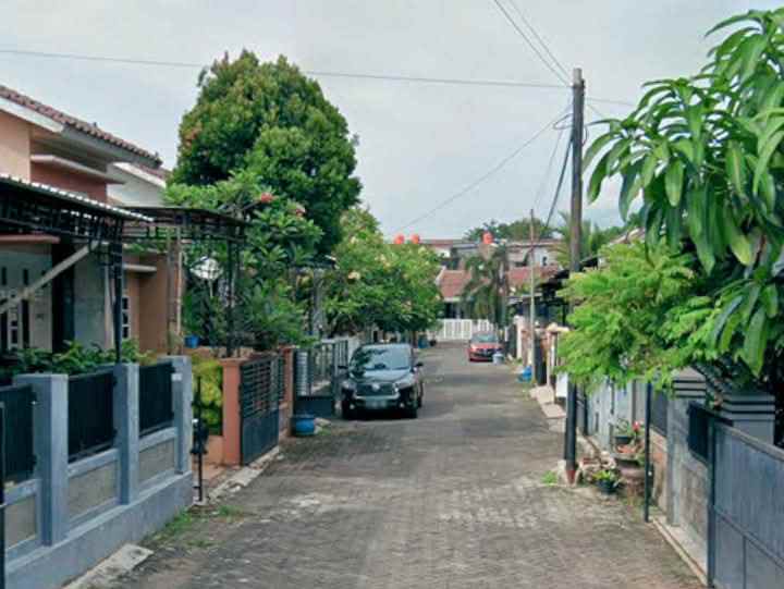 dijual rumah di perum permata tembalang semarang