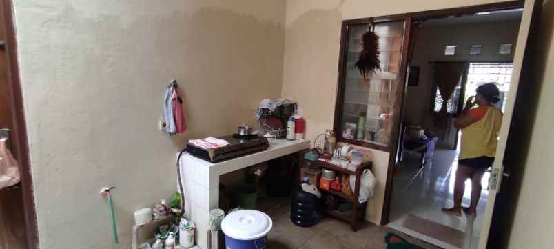 dijual rumah di perum plamongan indah semarang