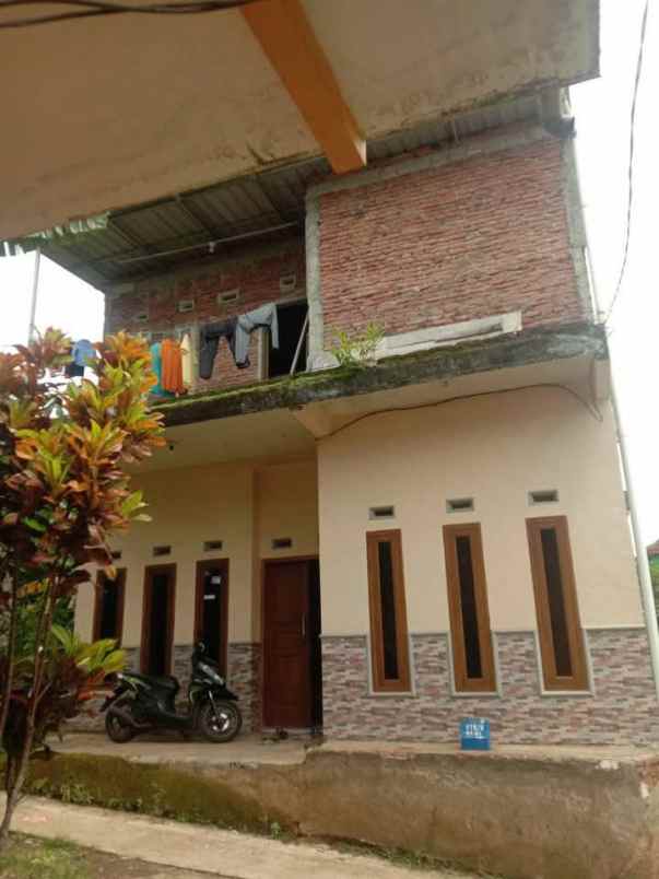 dijual rumah di wagir gondowangi gg fermo lestari
