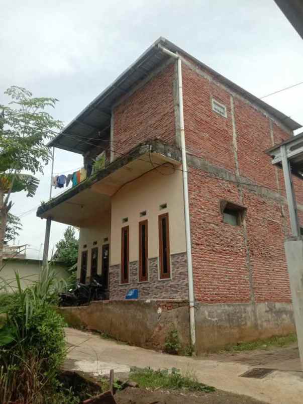 dijual rumah di wagir gondowangi gg fermo lestari